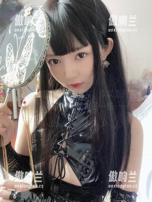 51酱 这51酱的肉丝眼镜娘原图,你以为只是些许好看吗?其实隐含了一些……