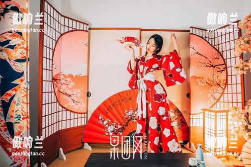 GIRLT果团网-龚玥菲 GIRLT果团网 - 玩味无圣光,龚玥菲用美图重塑女王风范,没想到会被一张照片打动啊。