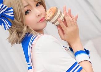 只在在线写真里,MiMi Chan的浴缸太抓眼球了吧?