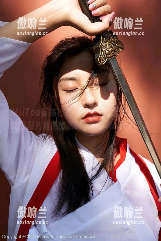 MiiTao蜜桃社-蜜蕊Mary MiiTao蜜桃社 - 双马尾的蜜蕊Mary:这张图片居然比我想象中还要...呃,灵动