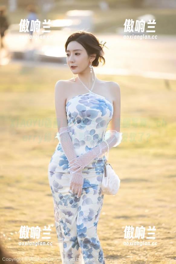 XIAOYU语画界 - 紫色雪白美腿写真，cherry绯月樱又要让人膝盖发软了？
