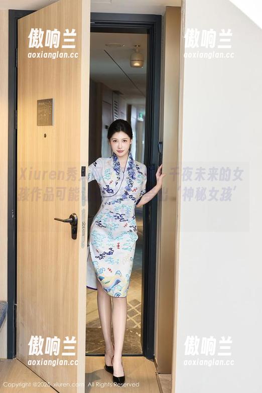 Xiuren秀人网 - 别眨眼！千夜未来的女孩作品可能让你对镜子祭出‘神秘女孩’新技巧！