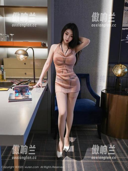 Xiuren秀人网-子纯儿Annie Xiuren秀人网 - 玩“镂空”的子纯儿Annie:这美图,应该给我颁个奖!