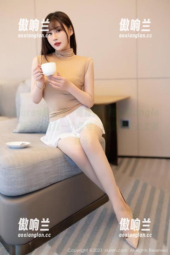Xiuren秀人网-小甜angle Xiuren秀人网 - 高跟鞋下的小甜angle,能不能给我一个信号?这姿态真心太有看头。