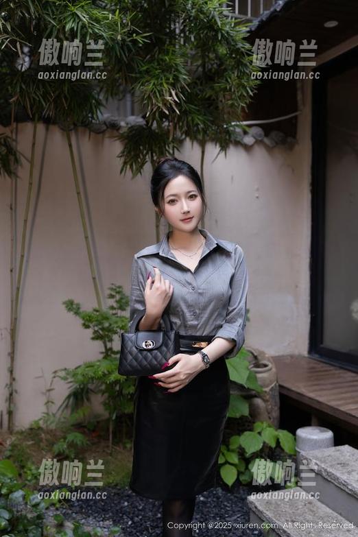 Xiuren秀人网 - 徐莉芝Botty的豹纹写真，分享一丢丢怪异的美学