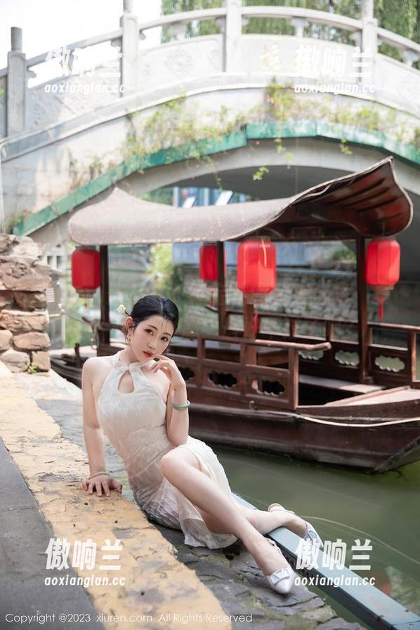 Xiuren秀人网-曦宝儿 Xiuren秀人网 - 曦宝儿的天台合集,夏天的“高地小憩”最好不过了吧?