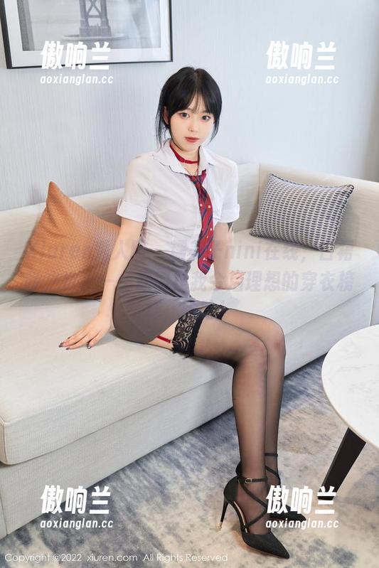 Xiuren秀人网-糯美子nini Xiuren秀人网 - 糯美子nini在线,白裙呼之欲出——原图是我今后理想的穿衣榜样,哈哈!