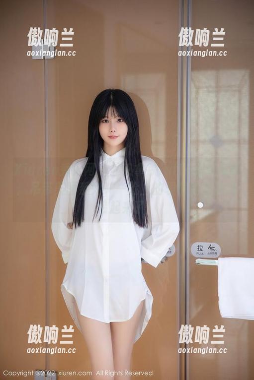 Xiuren秀人网-趁热拿铁latte Xiuren秀人网 - 趁热拿铁latte剧情反转:吊带美图系列——脸上的表情差点被我吊起来了!