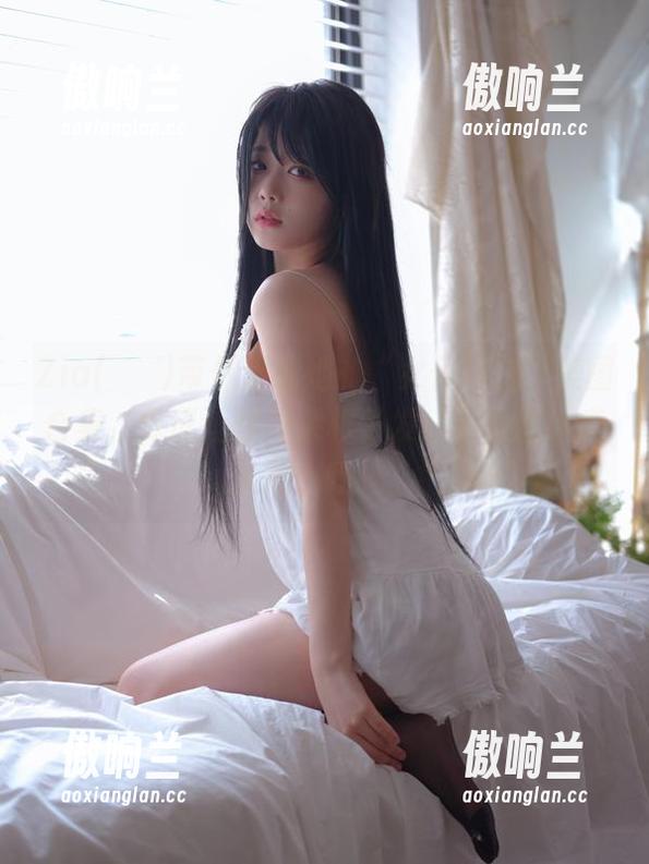 Zia(지아)带你参观她的“女仆公馆”美图合集，保证让你耳朵根子发红，心脏小鹿乱撞，嘿嘿。