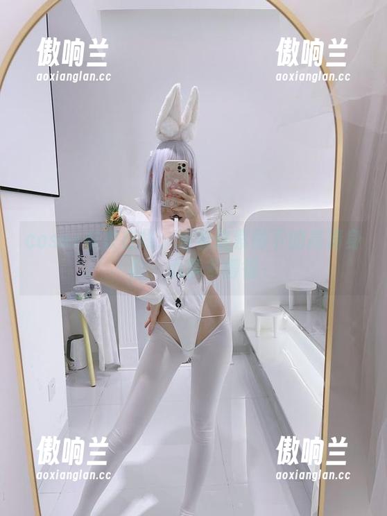 coser衣衣 coser衣衣在线:看看这紫雨下的高清身影,心事多得很