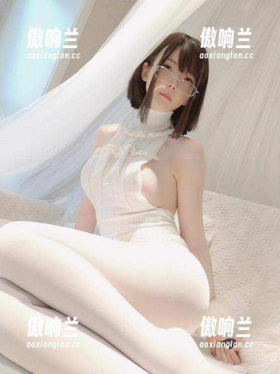 一小央泽 一小央泽新作合集,少女们就像壁纸一样,一个贴一个,看得我眼花缭乱!