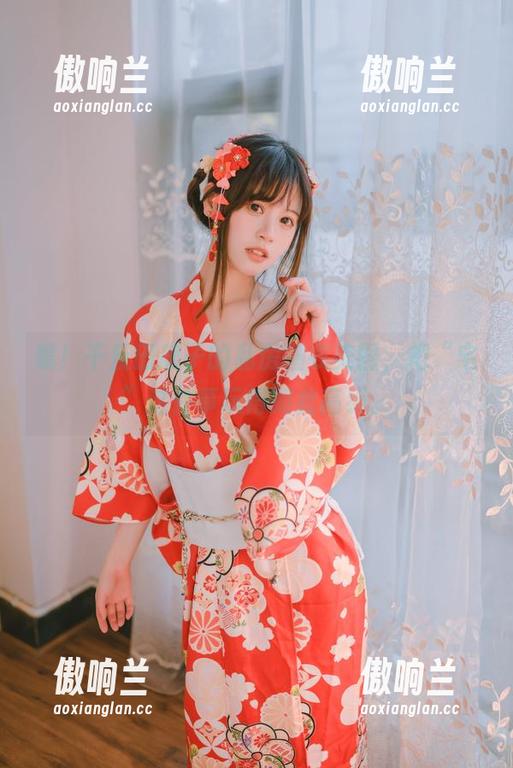千反田鹿子 瞧!千反田鹿子的私房睡衣美图,把“宅”这件事玩得如此高级。