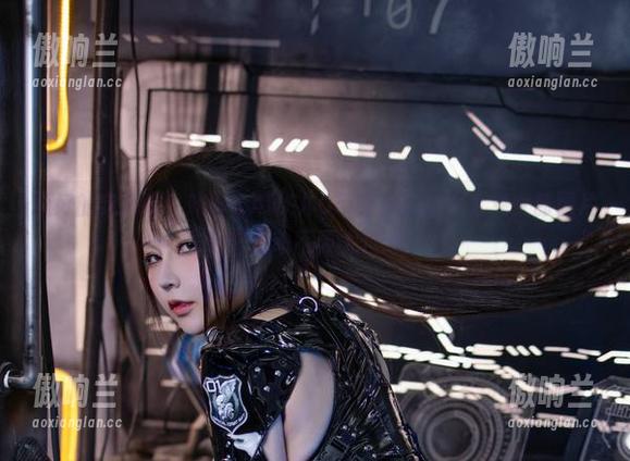咔喵KANEKO 说好的定制呢?咔喵KANEKO带来的约尔太太兔女郎图片,好激动不要太过分!