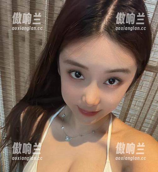 奶雯 微密圈 - 最新!奶雯用和服发功,别说我没提醒,别靠太近
