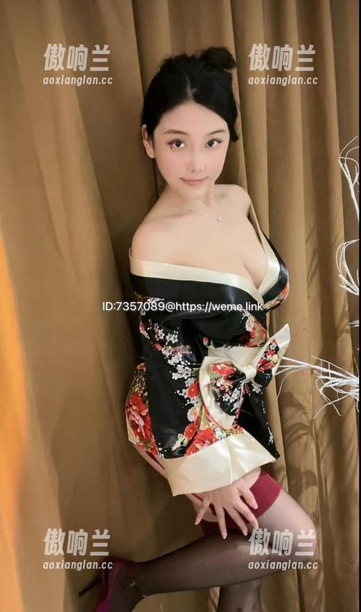 奶雯 微密圈 - 浴室也疯狂:跟着奶雯看照片,水花四溅,性感升级!