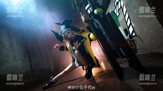 小仓千代w 最新作品:小仓千代w把路易九世的服装穿出了什么新意思?