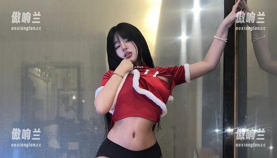 微密圈 - 高清写真，短裙出街——小优优子也太有眼光了吧！