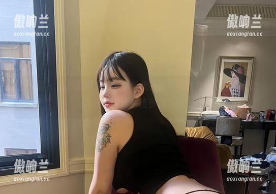 微密圈 - 最新套图来了！小优优子这次中秋女仆身材，真让人我不由自主想多看几眼。