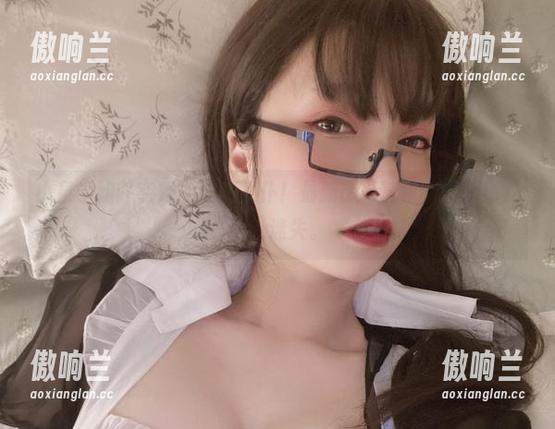 小泉学姐吖 小泉学姐吖和她的透明女仆!最新cos驾到,恍若无物让人迷失。