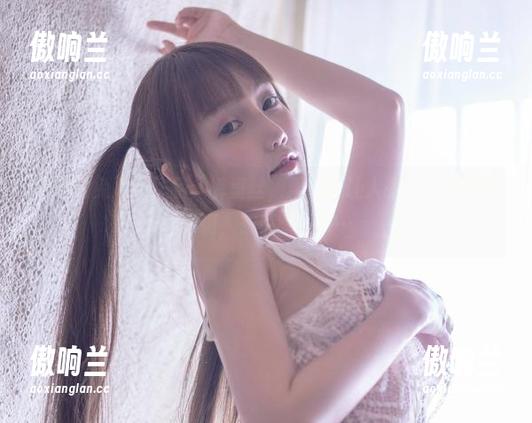 星野咪兔 星野咪兔最新作品,裤里丝,果然是让人眼前一亮的选择啊,想说啥呢……