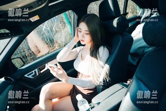 PEEKCLOUD图包：普美(bomi)圣诞特别版，不看可惜，果然双人更精彩！