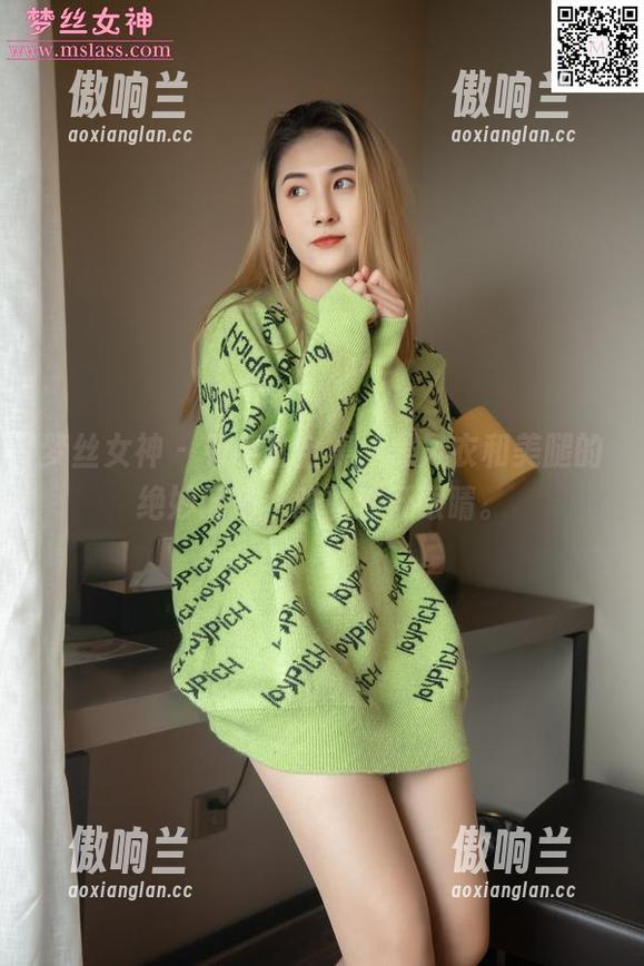 梦丝女神-小盐 梦丝女神 - 看小盐全集,黑风衣和美腿的绝妙配搭,难以移开眼睛。