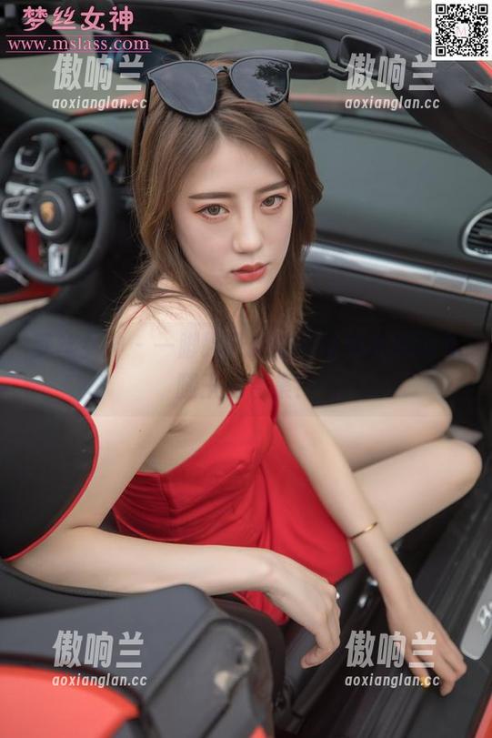 梦丝女神-诗琪 梦丝女神 - 一脚踢开烦恼,分享诗琪的美腿玉足合集!
