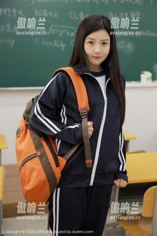 模范学院 - 与李颖煊baby共舞浴室图集精选，水滴正在轻声细语