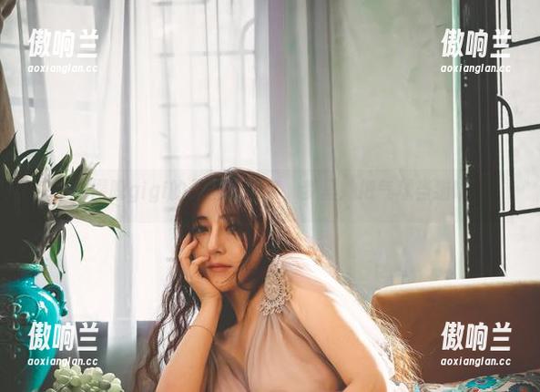 樱晚gigi 看樱晚gigi的无圣光图集,梦里她把气球当猫咪
