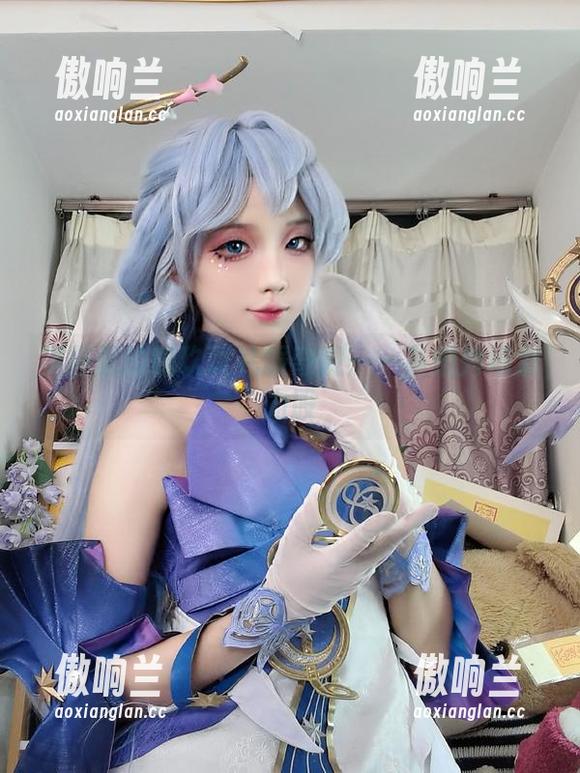 狐玖玖 美图里的狐玖玖礼服奇观——私拍秀场潜力股