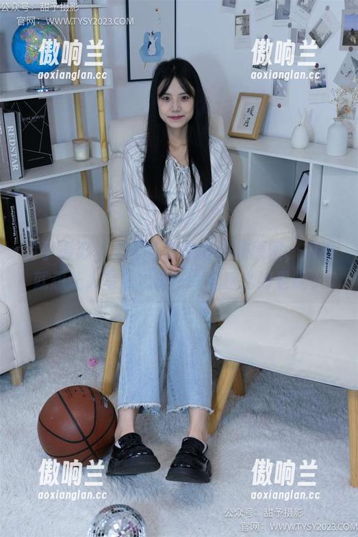 甜予摄影-艺艺 甜予摄影 - 见过艺艺的白棉袜原图,瞬间就想让人写篇影评…咋就这么好看呢?