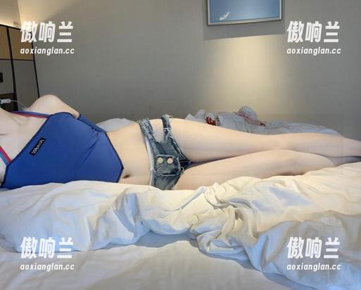 微密圈 - 是猫的节日，也是相扑猫的新圣诞分享，一个甜到冒泡的时刻！