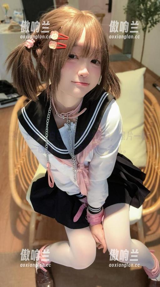 神沢永莉 神沢永莉,白色写真里的轻盈,照片一帧一帧都让人想多停留一会儿。