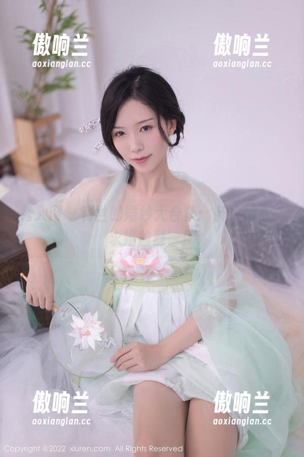 秀人网 - 利世的婚纱大合集：条条都是‘求婚凶器’！