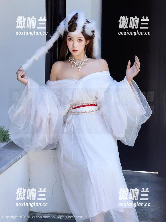秀人网-奈汐酱nice 秀人网 - 奈汐酱nice的JK造型,精选图片传达了青春的叛逆和恬静,哈哈,难以捉摸。