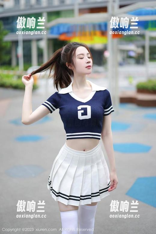 秀人网-盼盼玉奴 秀人网 - 女仆?更多是期待“盼盼玉奴”在网盘里的写真啊。