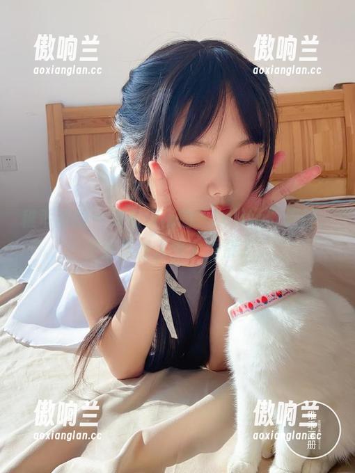 稚乖画册 - 对着夜夜的“Lolita”原图，突然觉得人生太复杂了。
