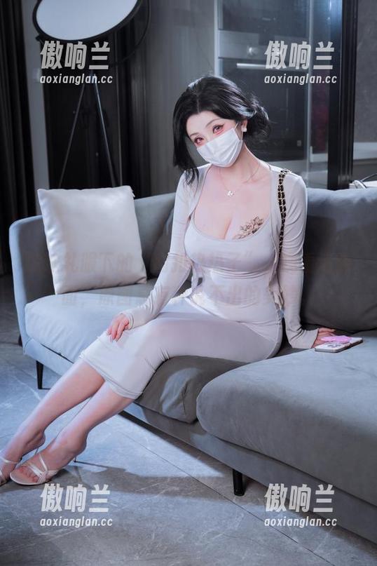 肉扣热热子 信浓礼服下的“肉扣热热子”,观看这画面,原图总有种说不出的美妙。