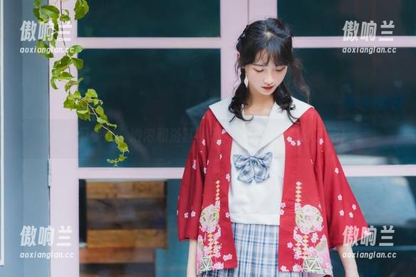 西瓜少女、泡泡和浴缸图册，这画面太奇妙了吧！
