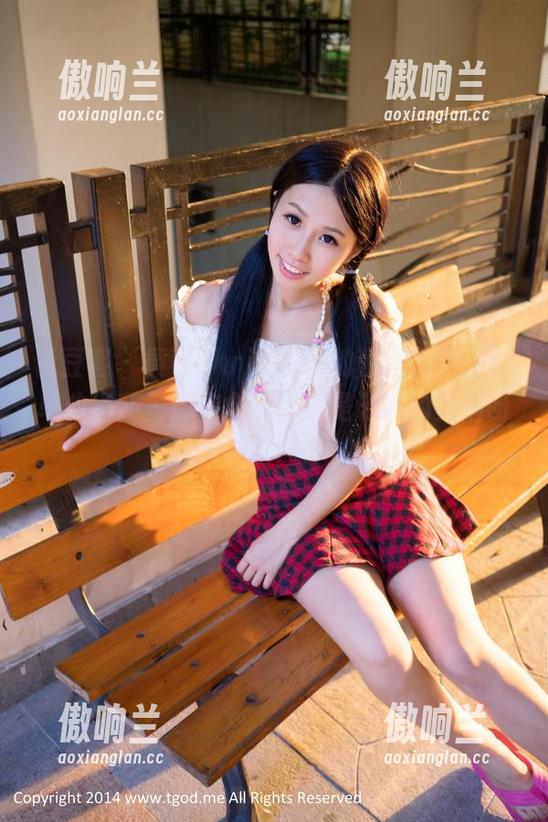青豆客-黄可christine 青豆客 - 黄可christine的蕾丝高清图,单曲循环里都在念:“这是谁家的美眉呀?”