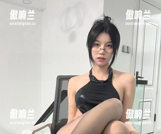 鱼神鱼 微密圈 - 双人搞怪,鱼神鱼领衔,这组高清下载你必须看。