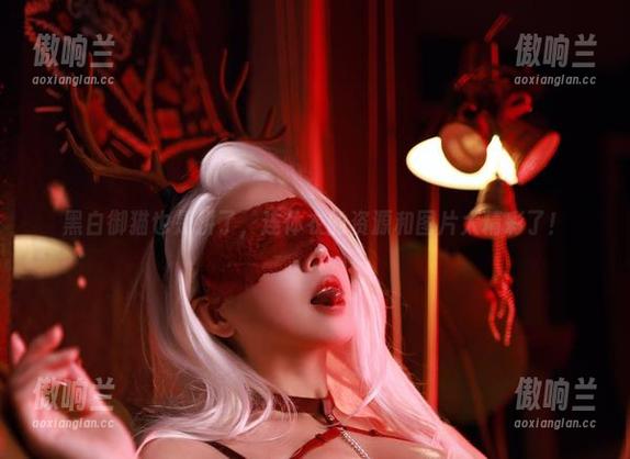 黑白御猫也是拼了，连体衣的资源和图片太精彩了！
